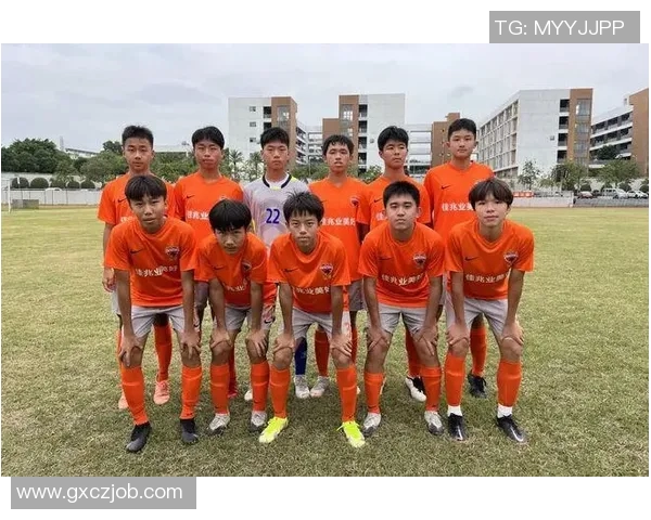 全运会回顾：深圳足球队展现出强大实力与团队精神的精彩表现