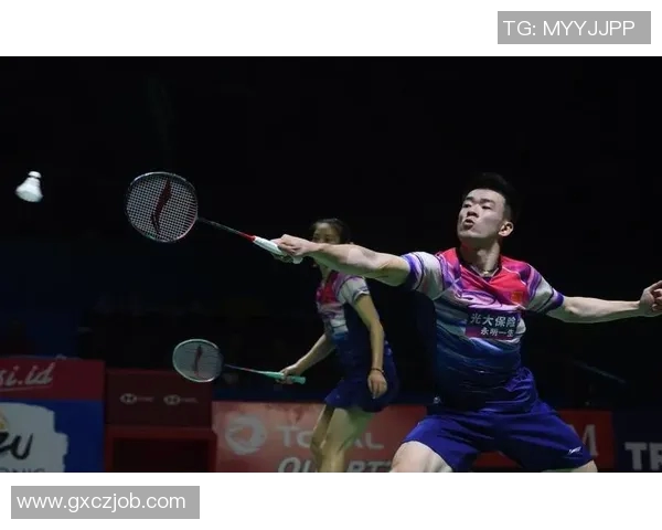 羽毛球的智慧与力量：深入解析北京羽毛球队的战术布局与训练秘诀